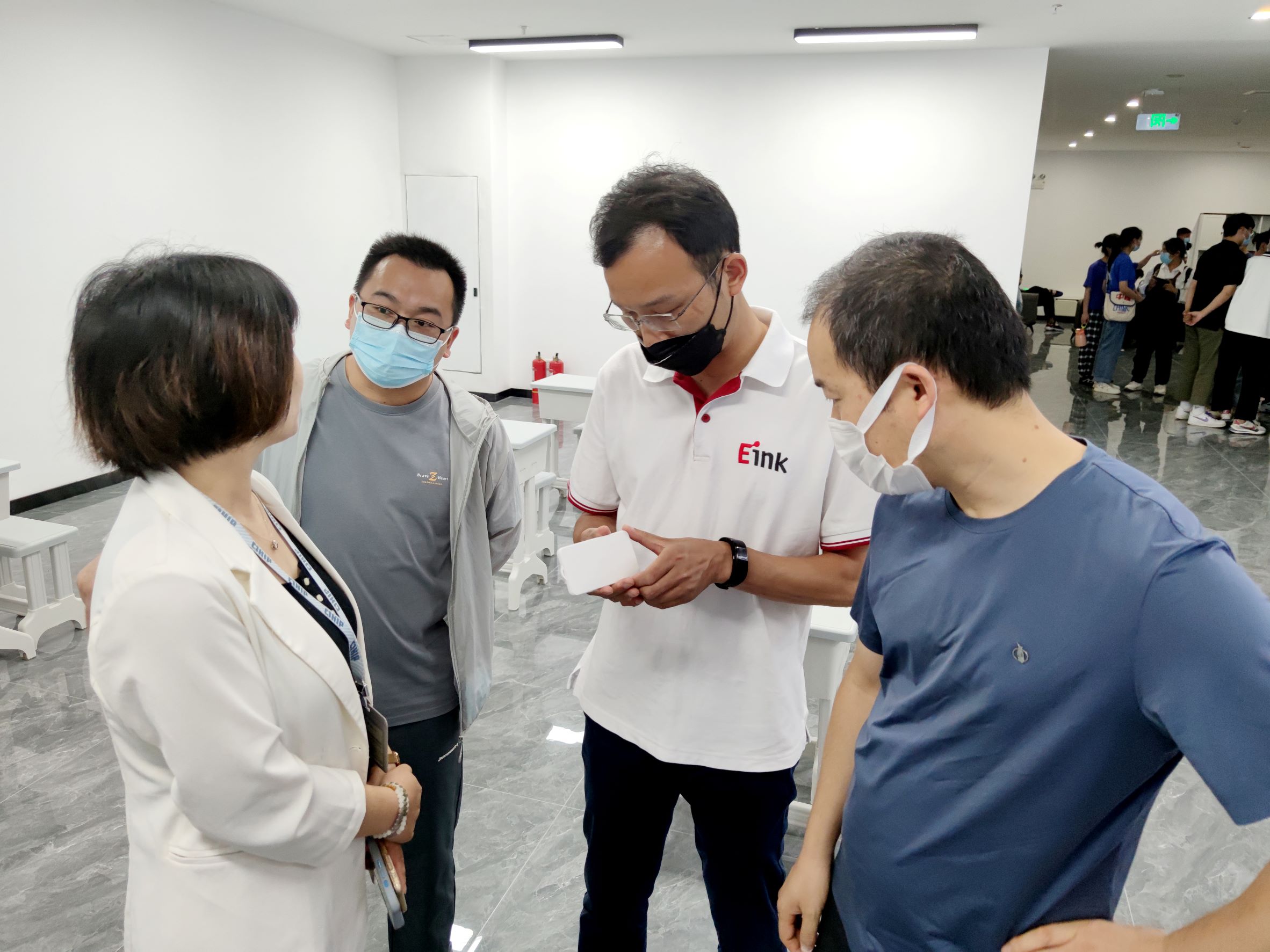 合肥星空物联参观南宫28NG相信品牌力量科技